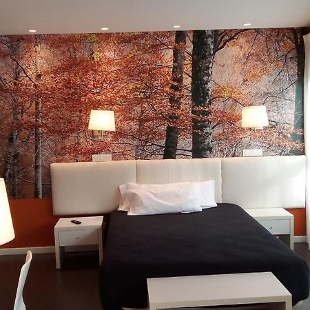 Hotel Villa Sonsierra Сан Висенте де ла Сонсиера Екстериор снимка