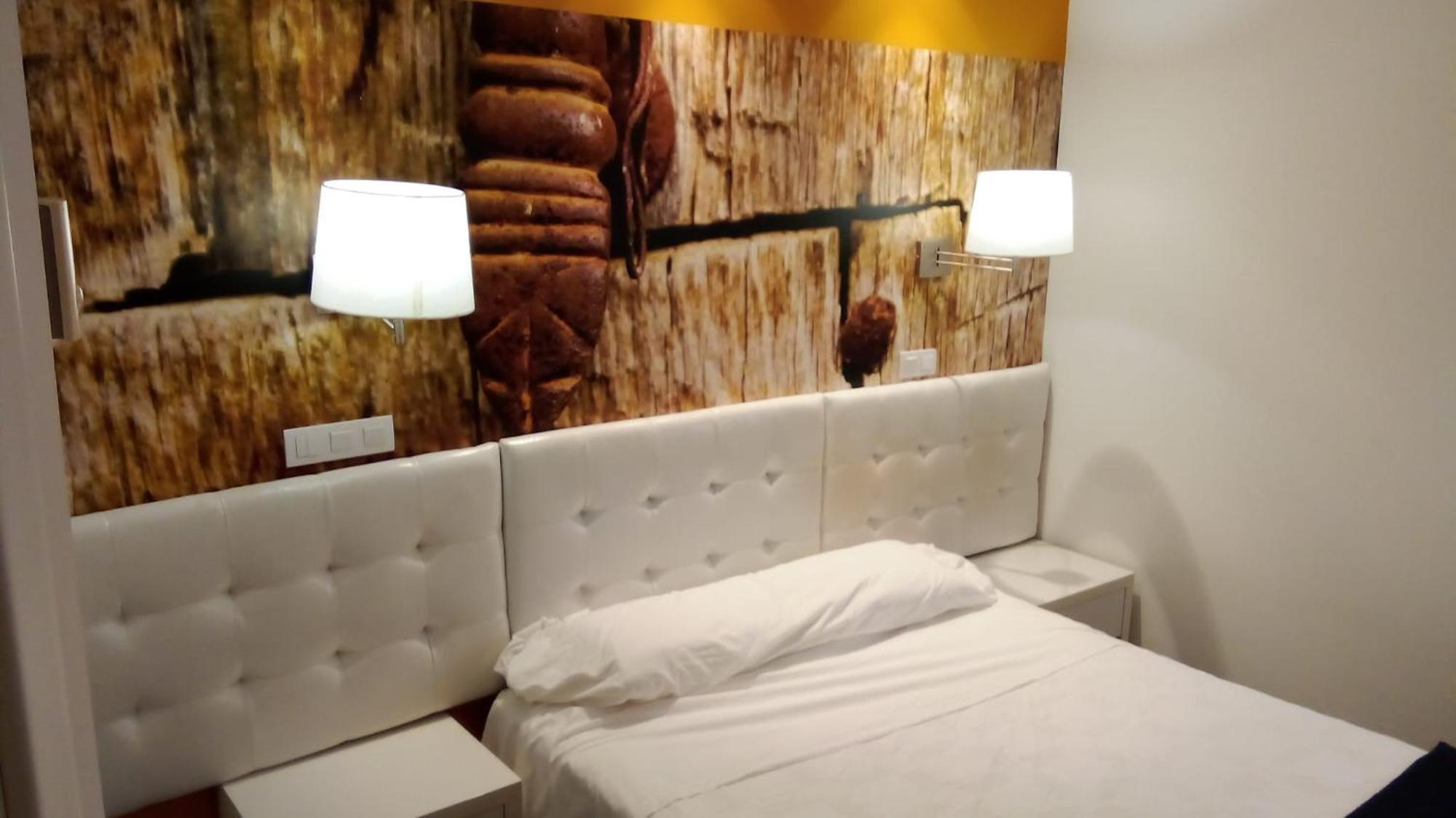 Hotel Villa Sonsierra Сан Висенте де ла Сонсиера Екстериор снимка